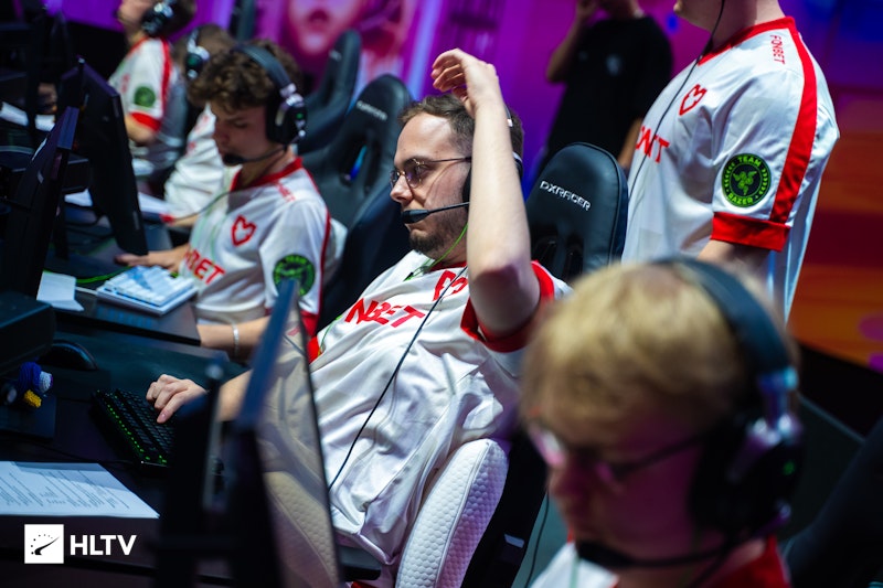Complexity 送走 MOUZ 于 EPL 20