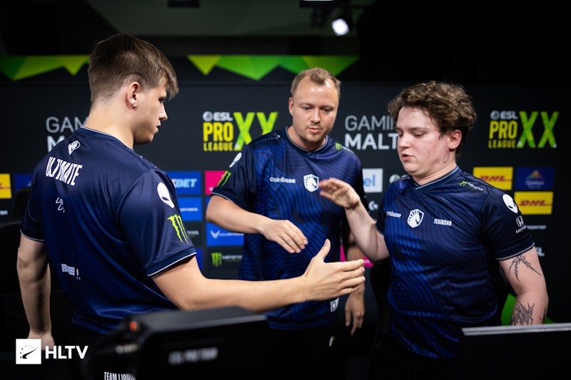 Liquid 在 EPL 季后赛中让 Complexity 尴尬