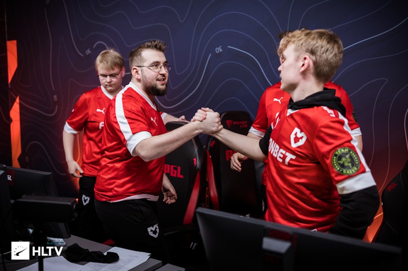 MOUZ 击败 VP 晋级季后赛