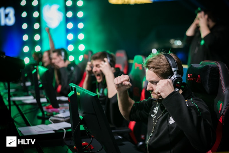 Falcons 以强势胜利击败 FaZe，首次晋级大型赛事决赛