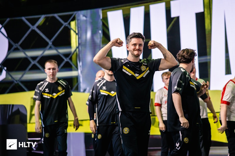 apEX: "我感觉我们现在有点上头了"
