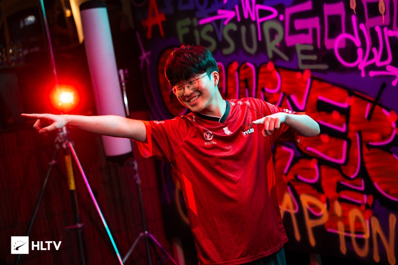 TYLOO 凭借替补选手取胜，破坏 Perfecto 的 Virtus.pro 首秀